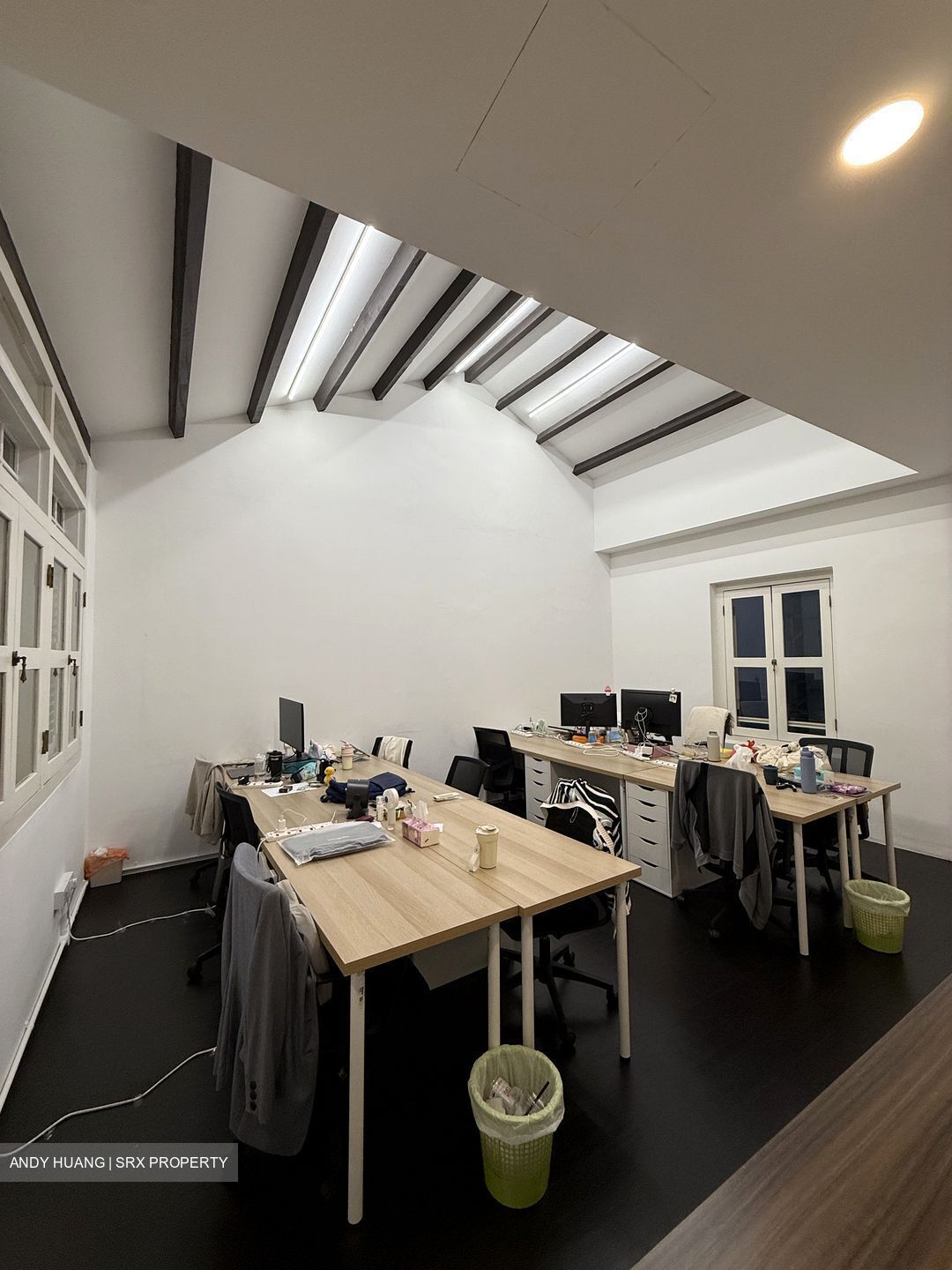 Tras Street (D2), Office #607972031